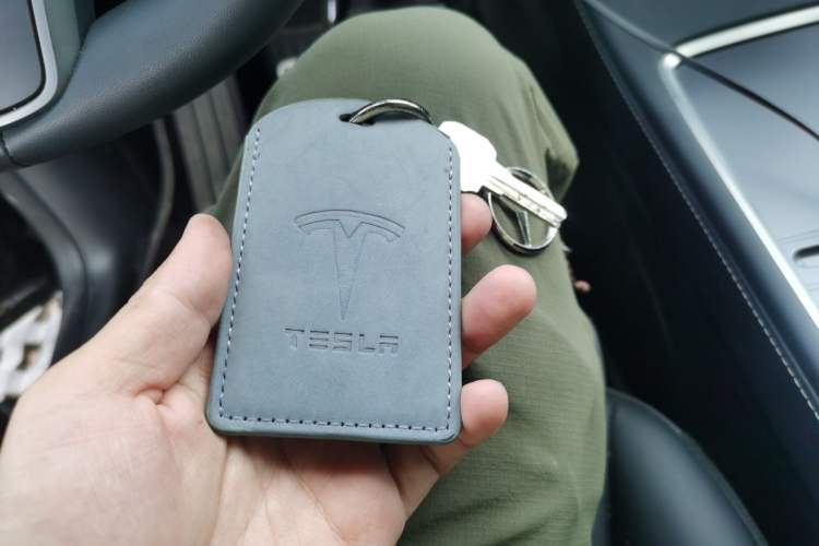 Used Tesla Model Y 2023 Rear-Wheel-Drive Version Vehicle Key