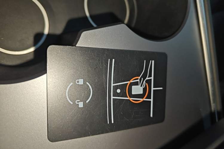 Used Tesla Model Y 2023 Rear-Wheel-Drive Version Vehicle Key