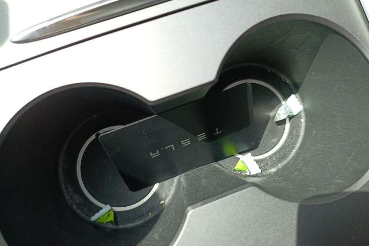 Used Tesla Model Y 2023 Rear-Wheel-Drive Version Vehicle Key