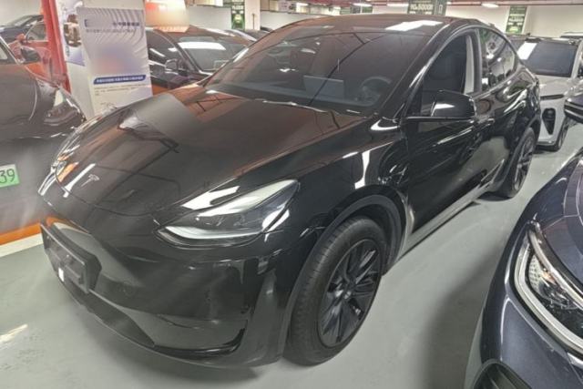 Used Tesla Model Y 2023 Rear-Wheel-Drive Version