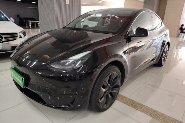 Used Tesla Model Y 2023 Rear-Wheel-Drive Version