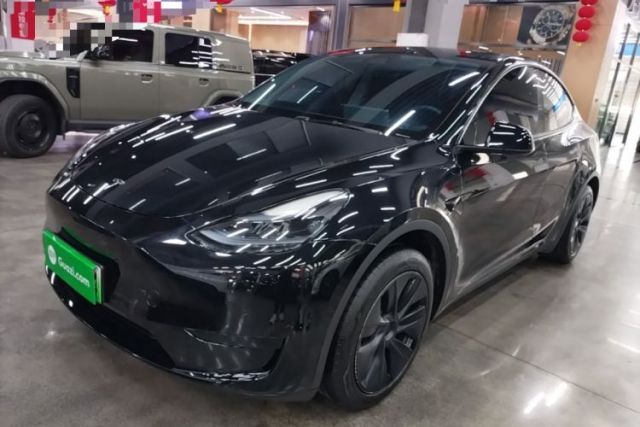 Used Tesla Model Y 2023 Rear-Wheel-Drive Version