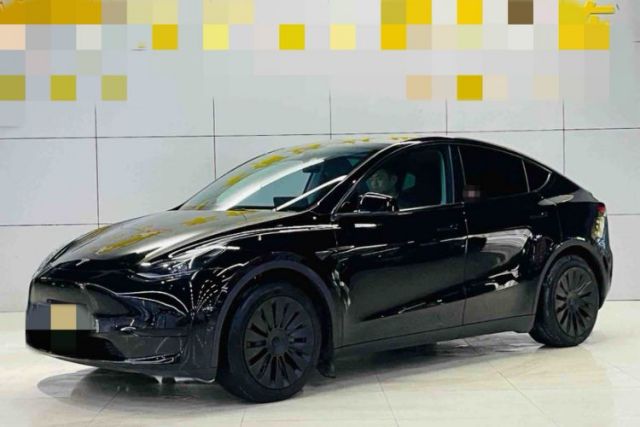 Used Tesla Model Y 2023 Rear-Wheel-Drive Version