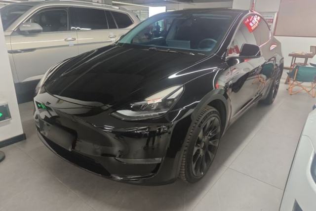 Used Tesla Model Y 2023 Long-Range All-Wheel-Drive Version