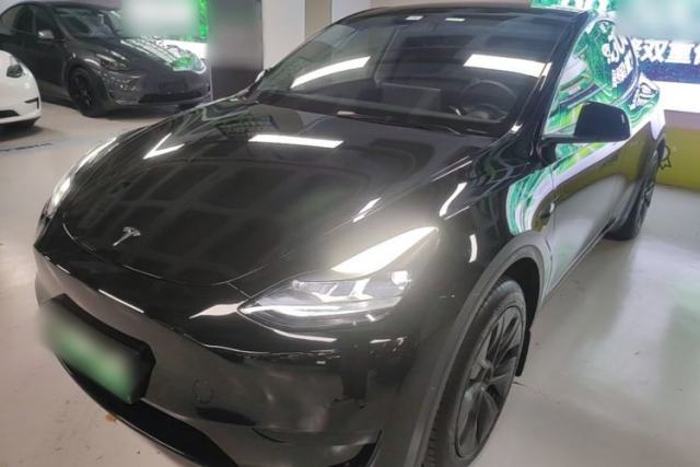 Used Tesla Model Y 2023 Rear-Wheel-Drive Version