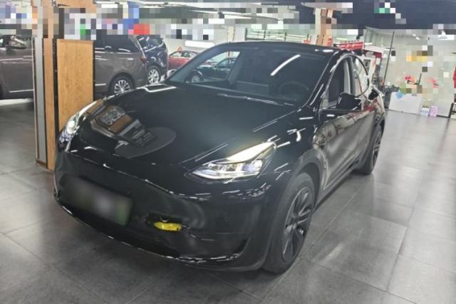 Used Tesla Model Y 2023 Rear-Wheel-Drive Version