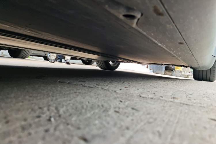 Used Tesla Model Y 2023 Rear-Wheel-Drive Version Chassis Front Left