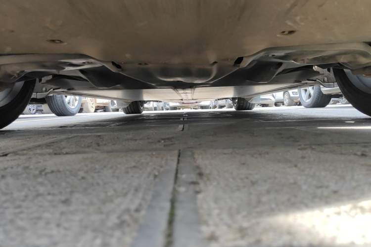Used Tesla Model Y 2023 Long-Range All-Wheel-Drive Version Chassis Rear