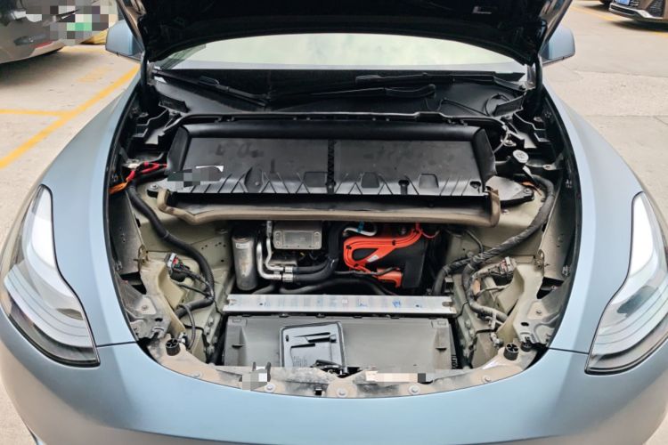 Used Tesla Model Y 2023 Rear-Wheel-Drive Version Engine Bay