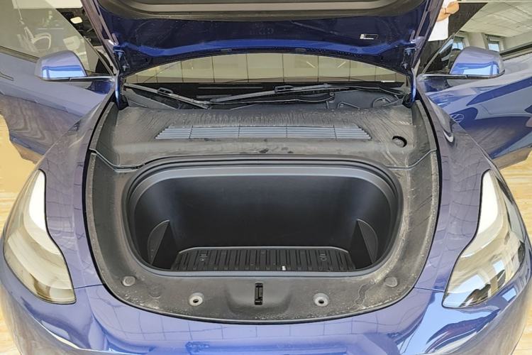 Used Tesla Model Y 2023 Rear-Wheel-Drive Version Engine Bay