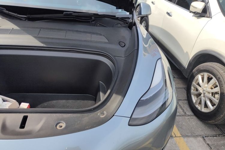 Used Tesla Model Y 2023 Long-Range All-Wheel-Drive Version Engine Bay Left