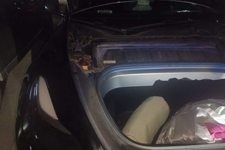 Used Tesla Model Y 2023 Rear-Wheel-Drive Version Engine Bay Right
