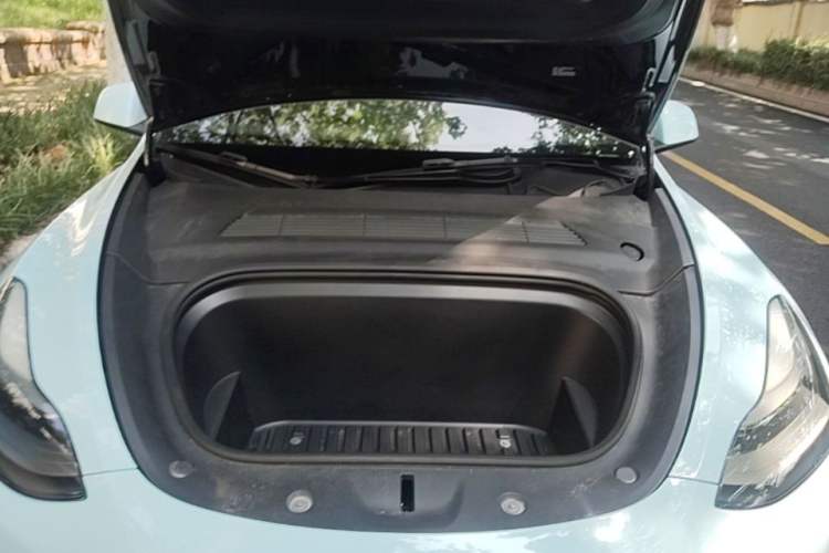 Used Tesla Model Y 2023 Long-Range All-Wheel-Drive Version Engine Bay