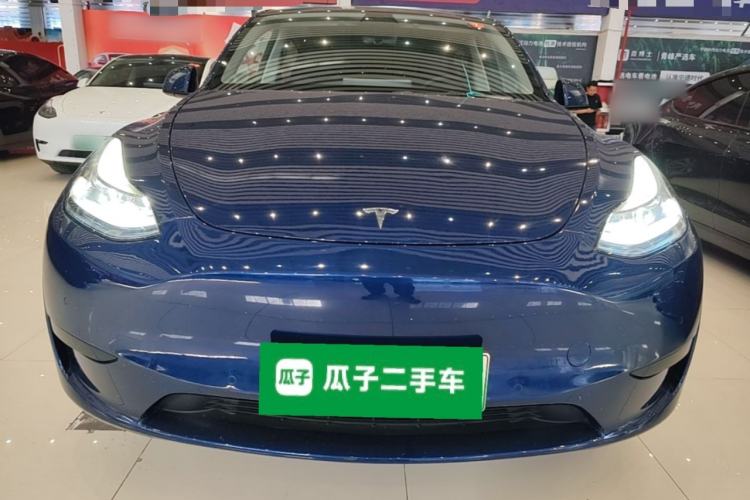 Used Tesla Model Y 2023 Rear-Wheel-Drive Version Front