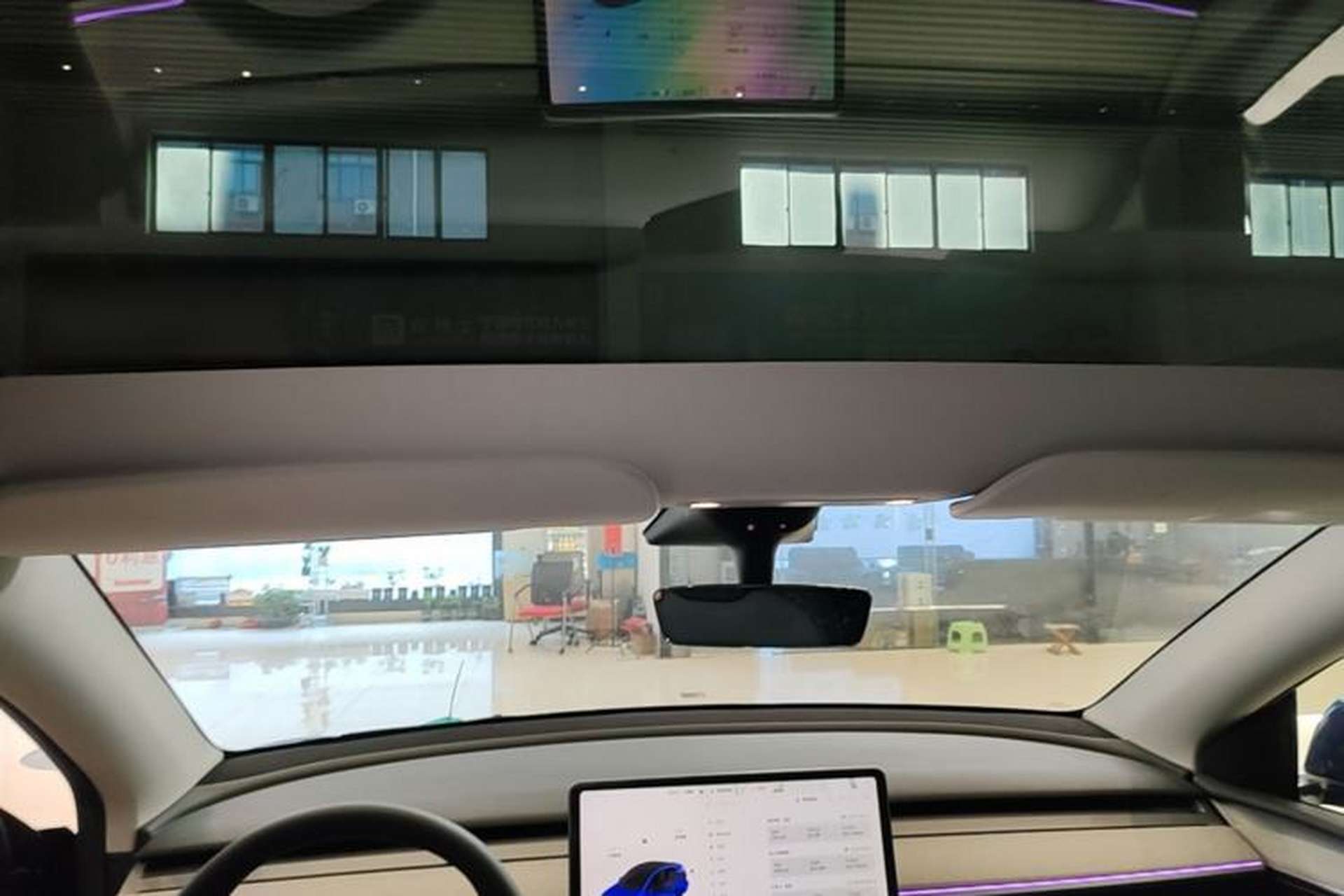 Used Tesla Model Y 2023 Rear-Wheel-Drive Version Headliner
