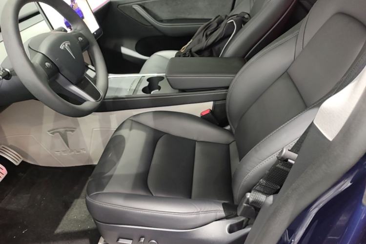 Used Tesla Model Y 2023 High-Performance All-Wheel-Drive Version Left Front Seat