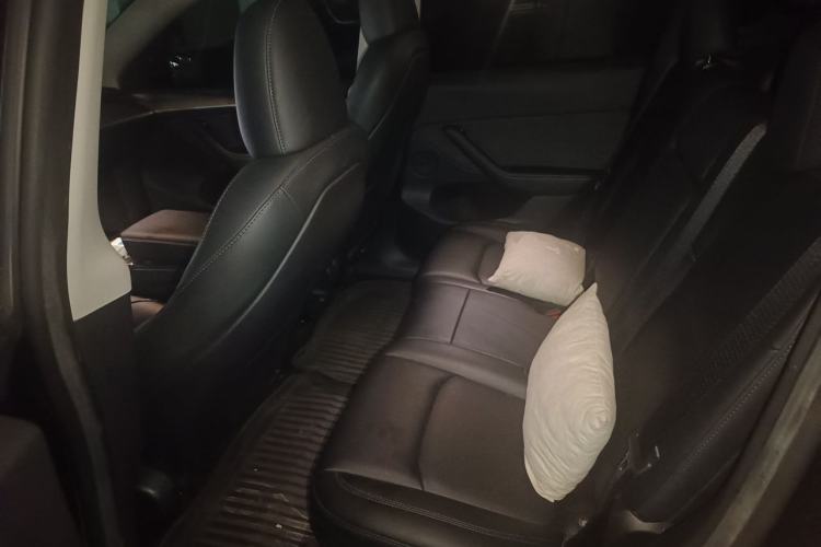 Used Tesla Model Y 2023 Rear-Wheel-Drive Version Left Rear Seat