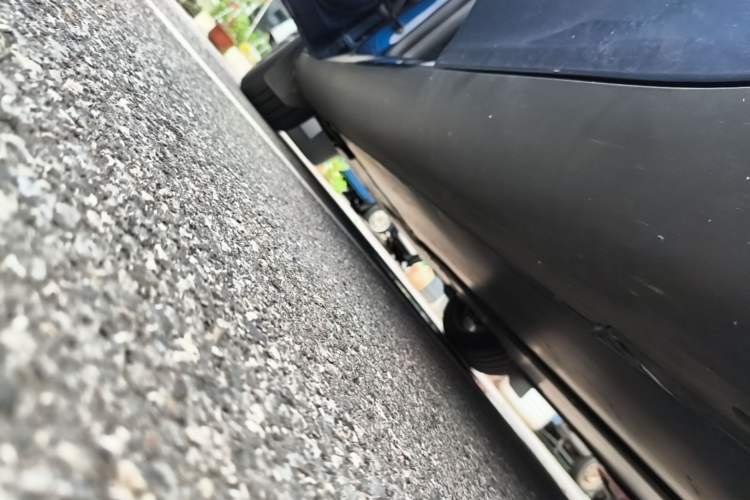 Used Tesla Model Y 2023 Rear-Wheel-Drive Version Left Side Sill