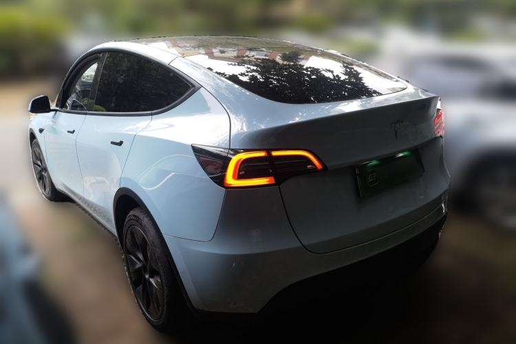 Used Tesla Model Y 2023 Long-Range All-Wheel-Drive Version Rear Left 45 Deg