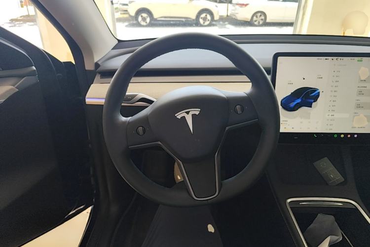 Used Tesla Model Y 2023 Rear-Wheel-Drive Version Steering Wheel