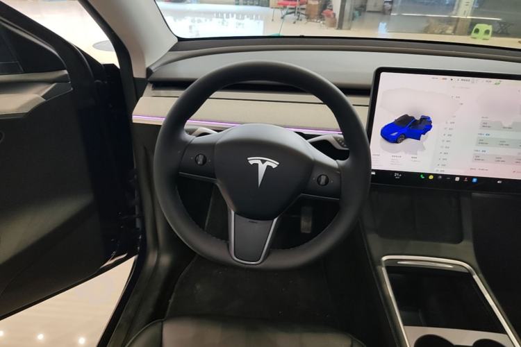 Used Tesla Model Y 2023 Rear-Wheel-Drive Version Steering Wheel