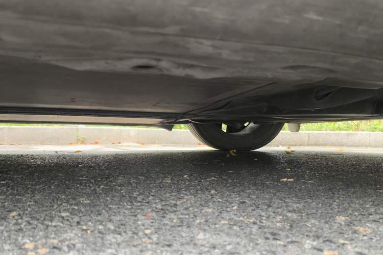 Used Tesla Model Y 2023 Rear-Wheel-Drive Version Chassis Rear Left