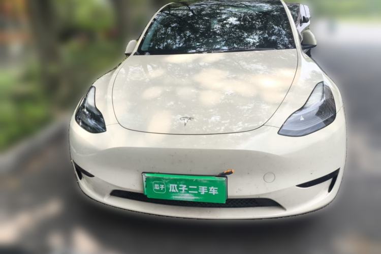 Used Tesla Model Y 2023 Rear-Wheel-Drive Version Front