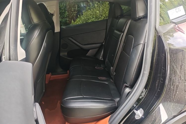 Used Tesla Model Y 2023 Rear-Wheel-Drive Version Left Rear Seat