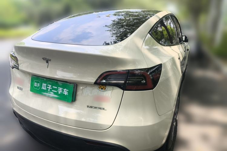 Used Tesla Model Y 2023 Rear-Wheel-Drive Version Rear Right 45 Deg