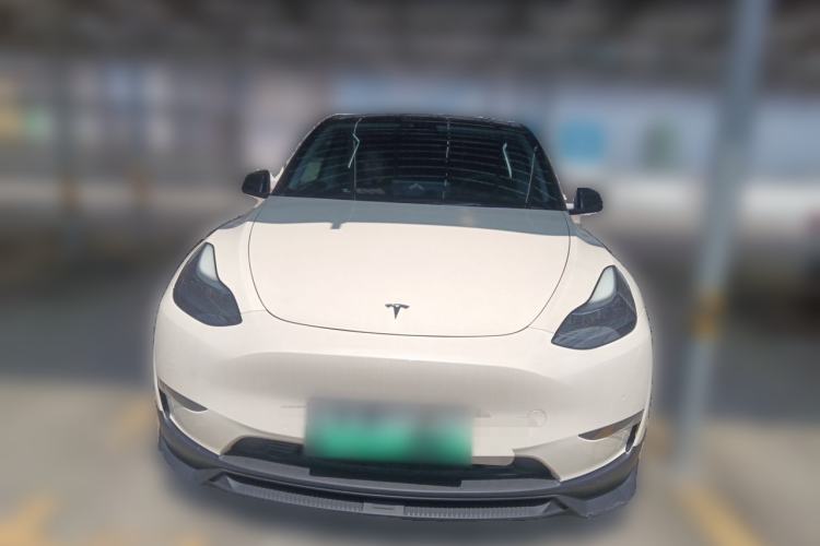 Used Tesla Model Y 2023 Long-Range All-Wheel-Drive Version Front