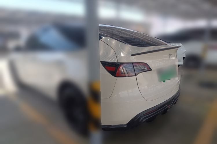 Used Tesla Model Y 2023 Long-Range All-Wheel-Drive Version Rear Left 45 Deg