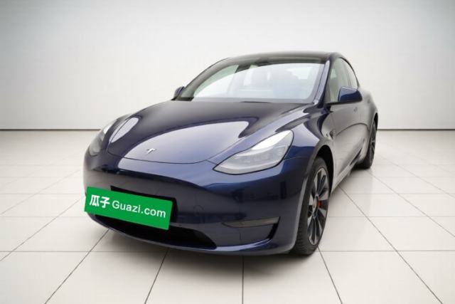 Used Tesla Model Y 2023 Long-Range All-Wheel-Drive Version