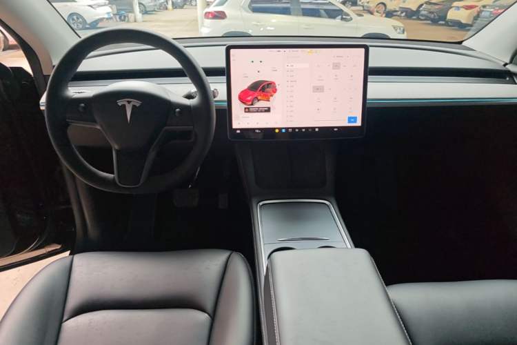 Used Tesla Model Y 2023 Rear-Wheel-Drive Version Center Console