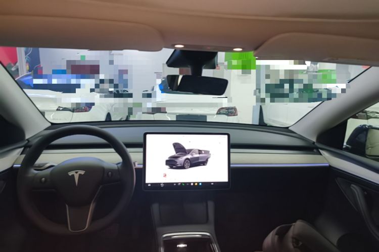 Used Tesla Model Y 2023 Rear-Wheel-Drive Version Center Console