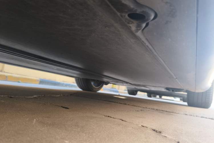 Used Tesla Model Y 2023 Long-Range All-Wheel-Drive Version Chassis Rear Right