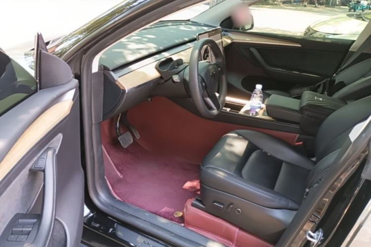 Used Tesla Model Y 2023 Rear-Wheel-Drive Version Driver Seat