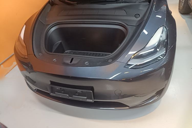 Used Tesla Model Y 2023 Rear-Wheel-Drive Version Engine Bay