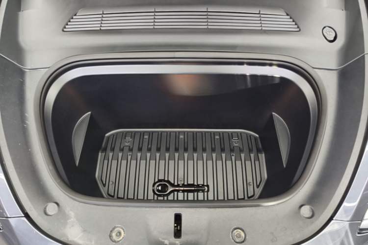 Used Tesla Model Y 2023 Long-Range All-Wheel-Drive Version Engine Bay