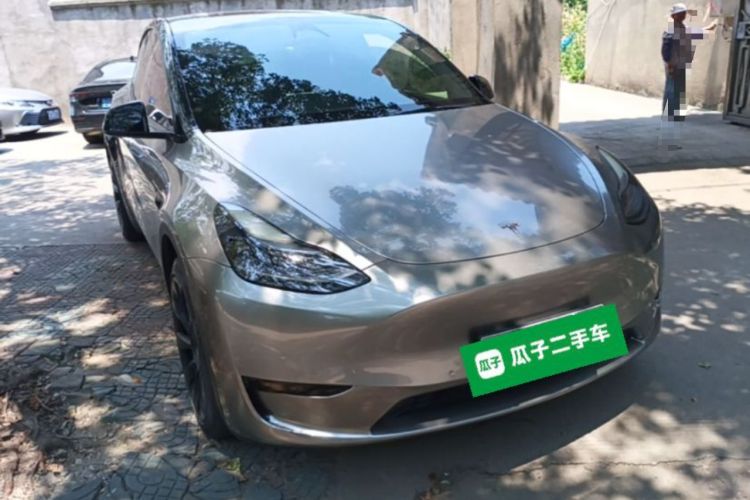 Used Tesla Model Y 2023 Rear-Wheel-Drive Version Exterior 1