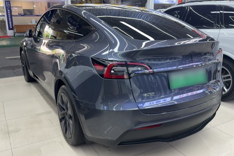 Used Tesla Model Y 2023 Rear-Wheel-Drive Version Exterior 4
