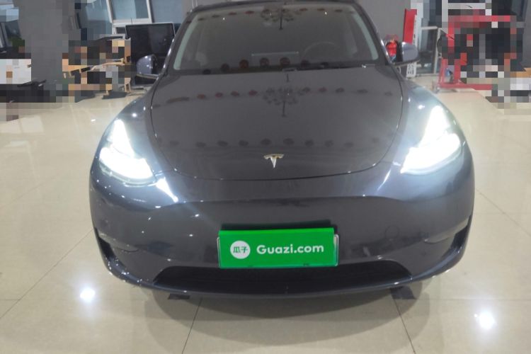 Used Tesla Model Y 2023 Long-Range All-Wheel-Drive Version Front