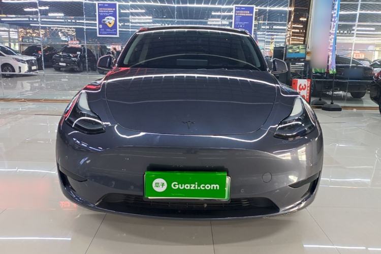 Used Tesla Model Y 2023 Rear-Wheel-Drive Version Front