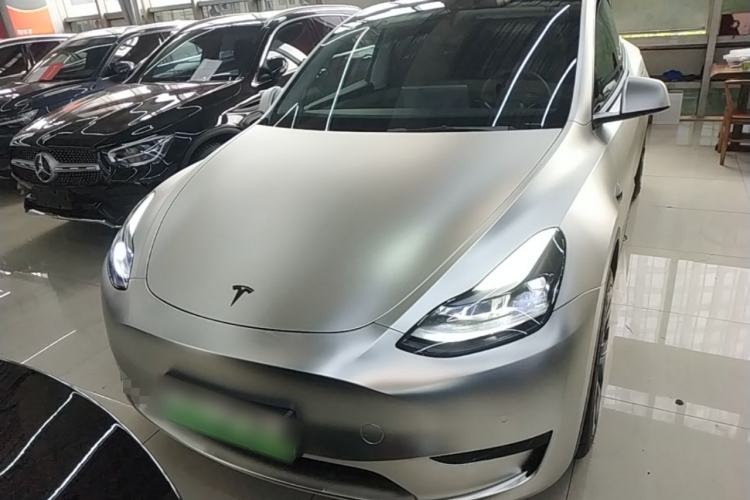 Used Tesla Model Y 2023 Rear-Wheel-Drive Version Front