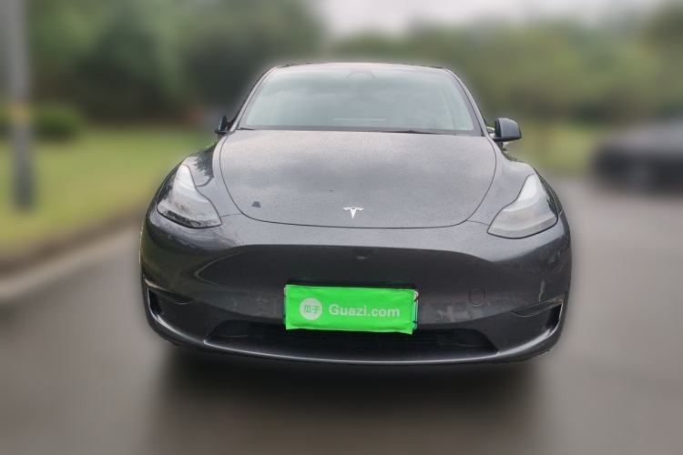 Used Tesla Model Y 2023 Long-Range All-Wheel-Drive Version Front