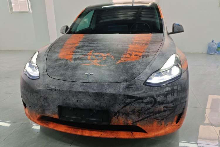 Used Tesla Model Y 2023 Rear-Wheel-Drive Version Front