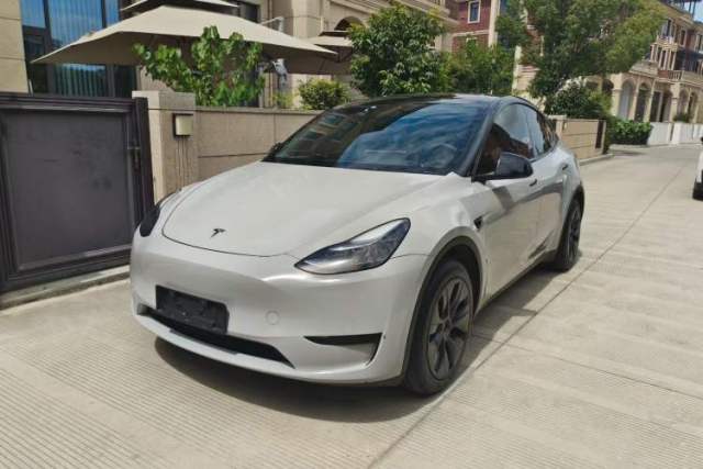 Used Tesla Model Y 2023 Rear-Wheel-Drive Version
