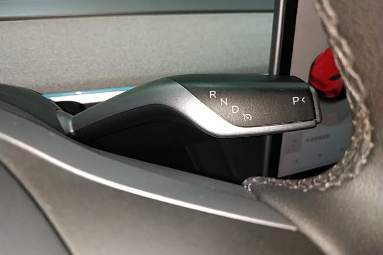 Used Tesla Model Y 2023 Rear-Wheel-Drive Version Gear Lever