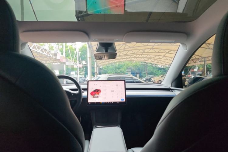 Used Tesla Model Y 2023 Rear-Wheel-Drive Version Headliner