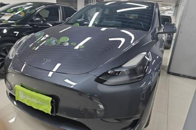 Used Tesla Model Y 2023 Long-Range All-Wheel-Drive Version