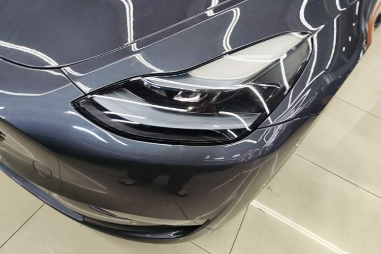 Used Tesla Model Y 2023 Long-Range All-Wheel-Drive Version Left Front Headlight